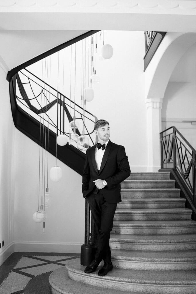 homme costume noir mariage photo de mode collection 2025