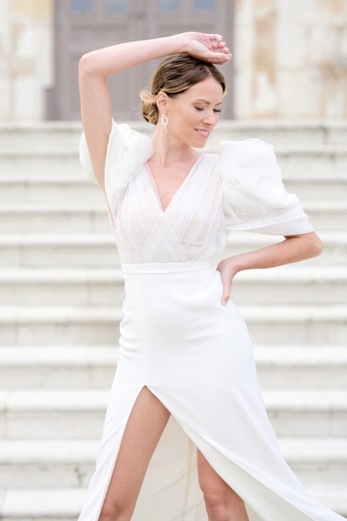 femme robe de mariée sourire photo de mode à lyon
